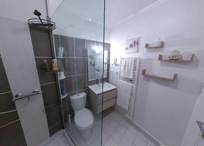 Avec Jardin Au Calme